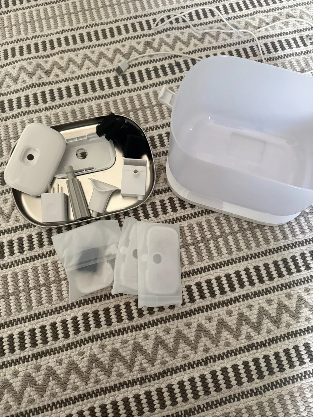 Gray & White Automatic Pet Water Fountain